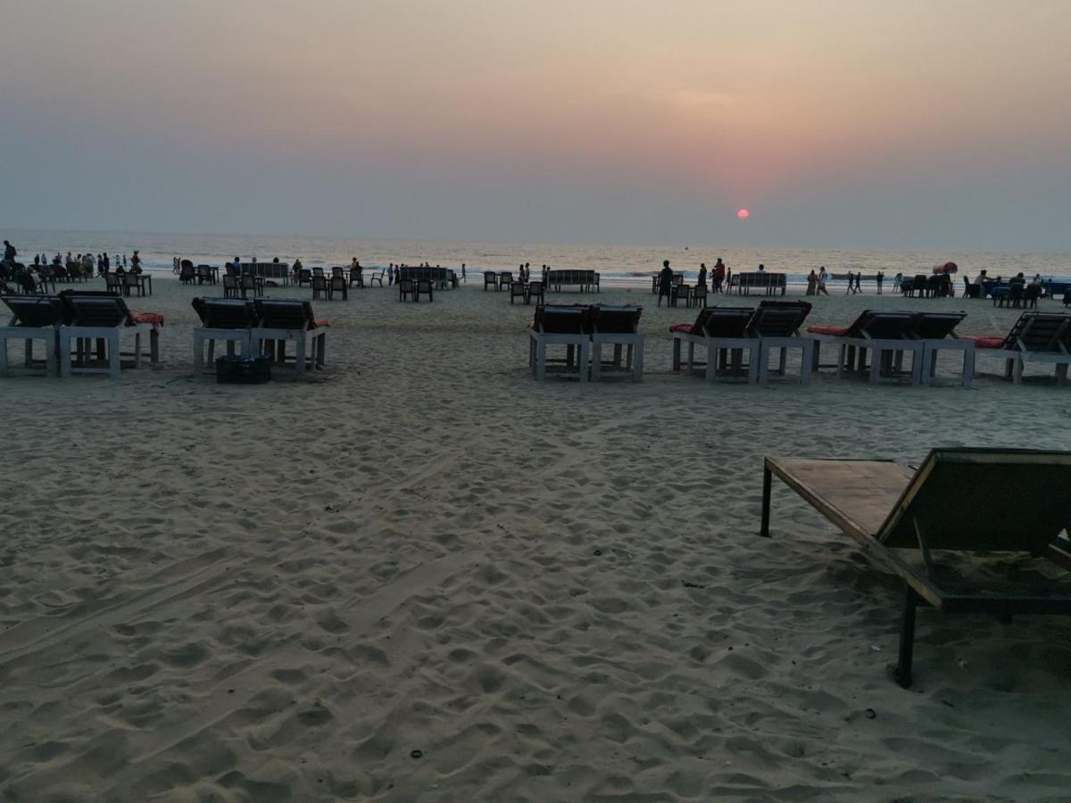 Hotel Cocks Town Arambol Exterior foto